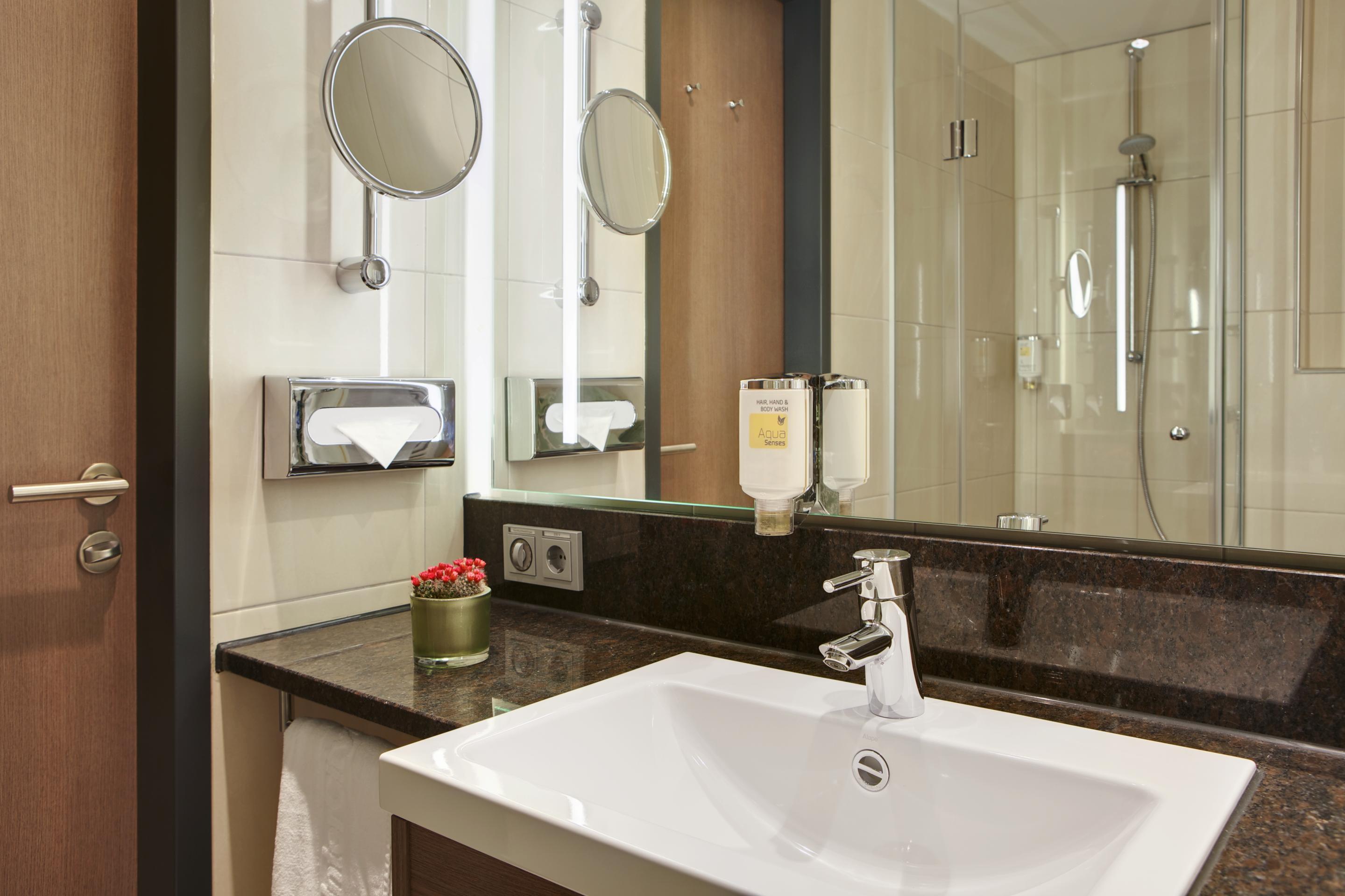 Intercityhotel Дармштадт Экстерьер фото