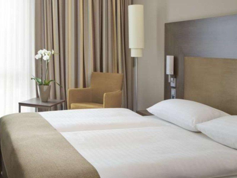 Intercityhotel Дармштадт Экстерьер фото